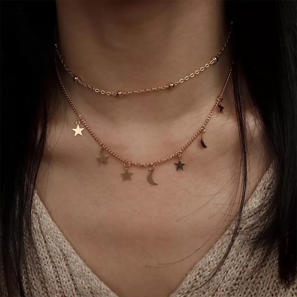 3/$30 ⭐️🌙 Moon and Star Necklace - Picture 4 of 7